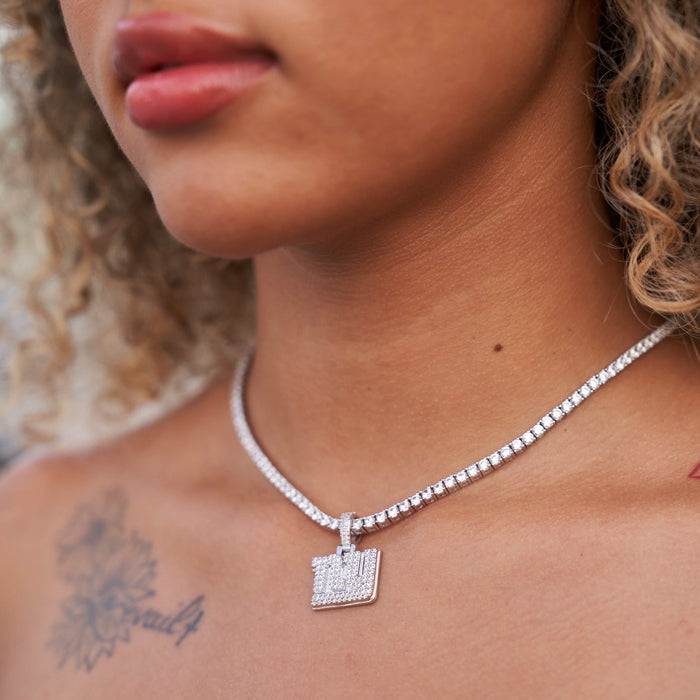 New York Giants Official NFL Micro Logo Pendant - White Gold