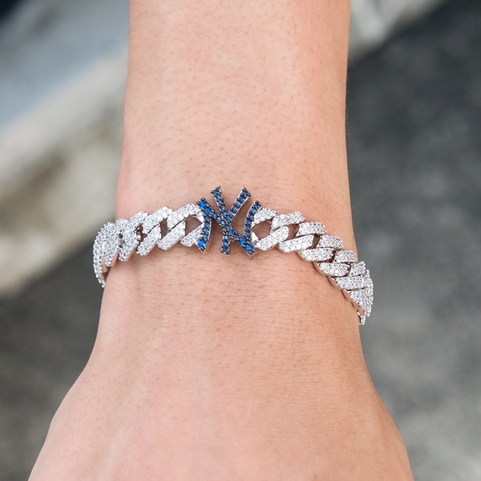 New York Yankees Official MLB Diamond Prong Cuban Bracelet in White Gold- 8.5mm