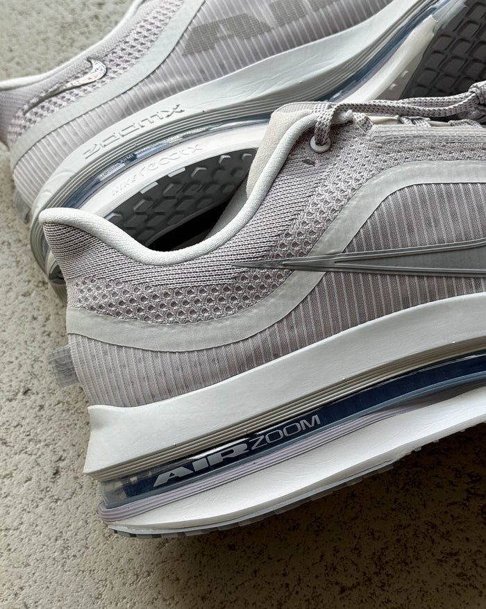 Nike Pegasus Premium onfeet