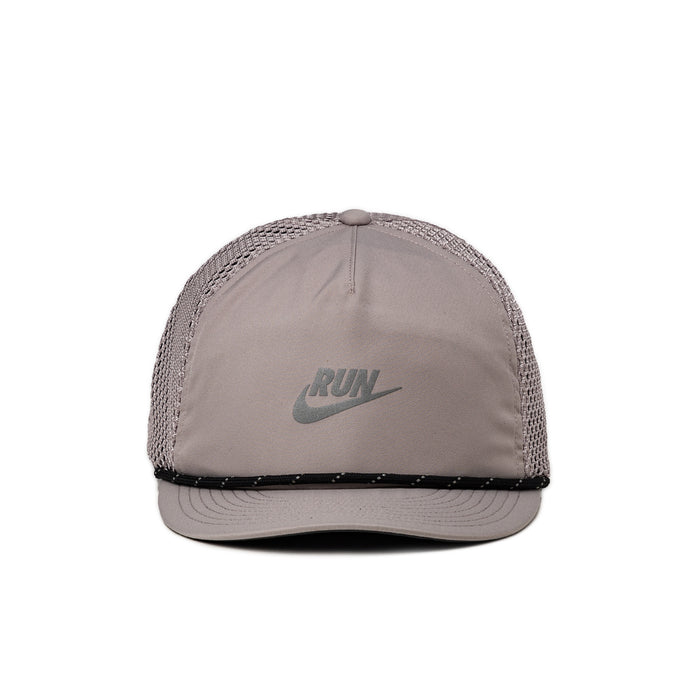 Nike	Pro Dri-Fit Unstructured Swoosh Run Cap