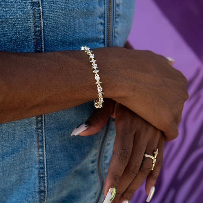Round Stone Star Tennis Bracelet in Yellow Gold