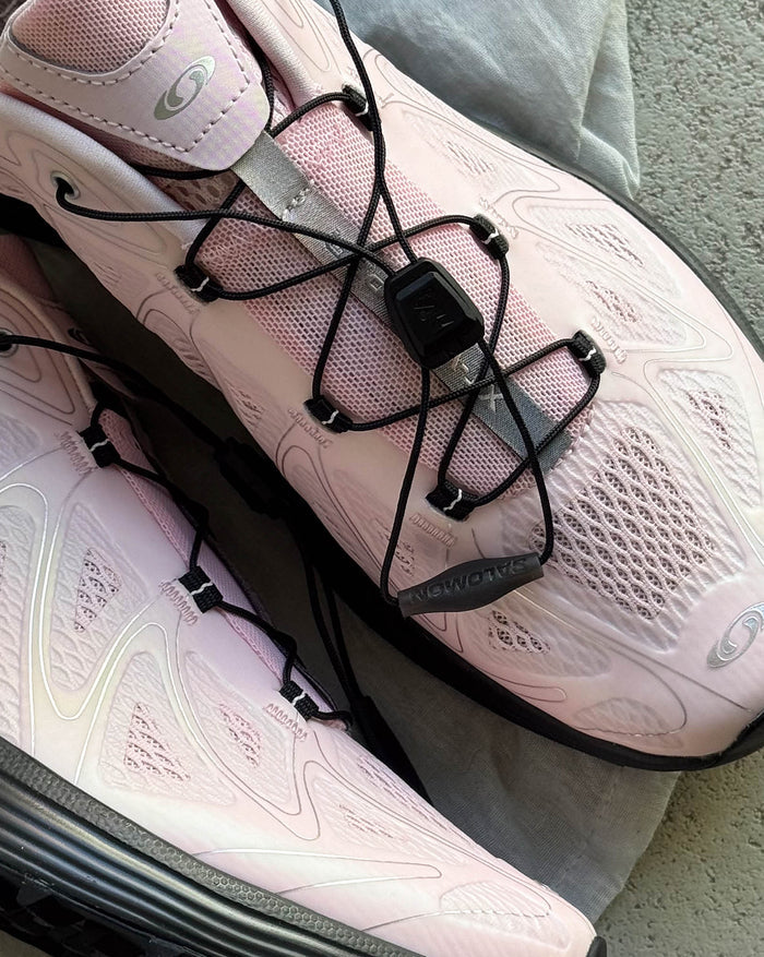 Salomon XT-Whisper onfeet