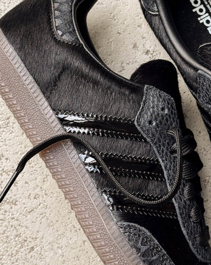 Adidas Samba OG W *Ponyhair Snake* onfeet