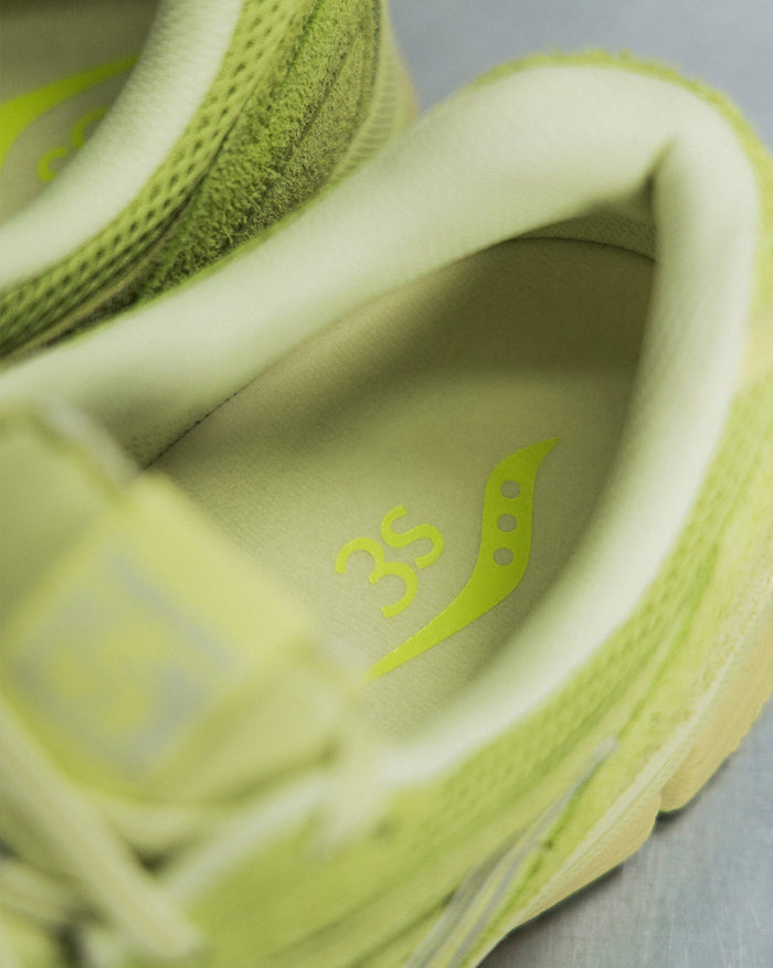 Saucony x 3sixteen Pro Grid Guide 7 onfeet