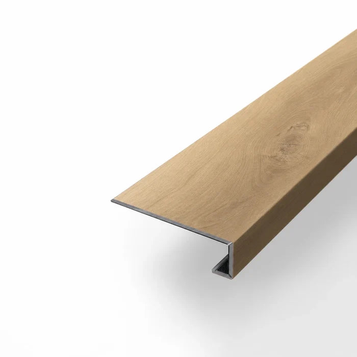 Signature TruePlank™  Square Nosing