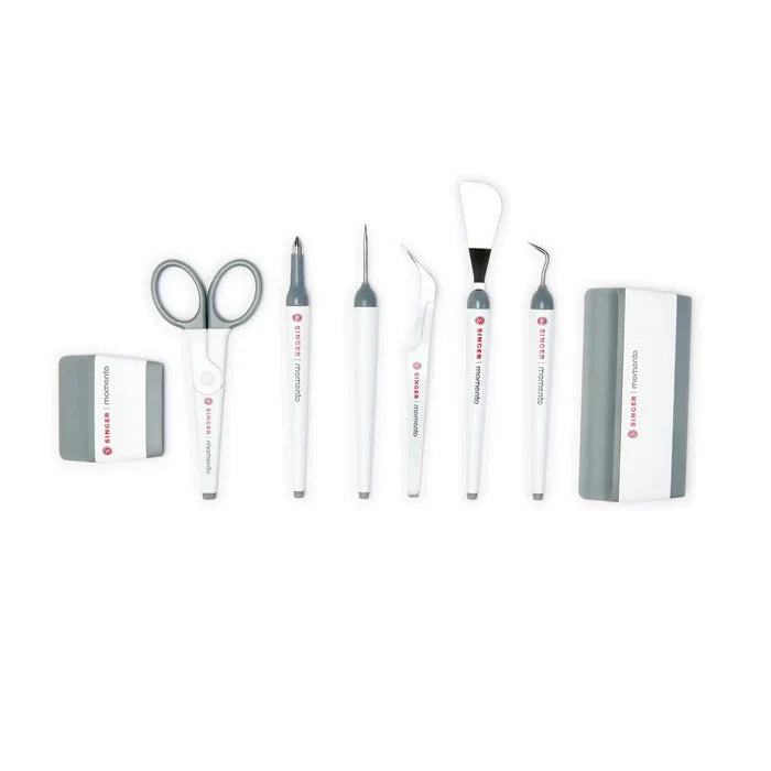 SINGER® MOMENTO™ Deluxe Tool Set - Maple Leaf Quilting Company Ltd.