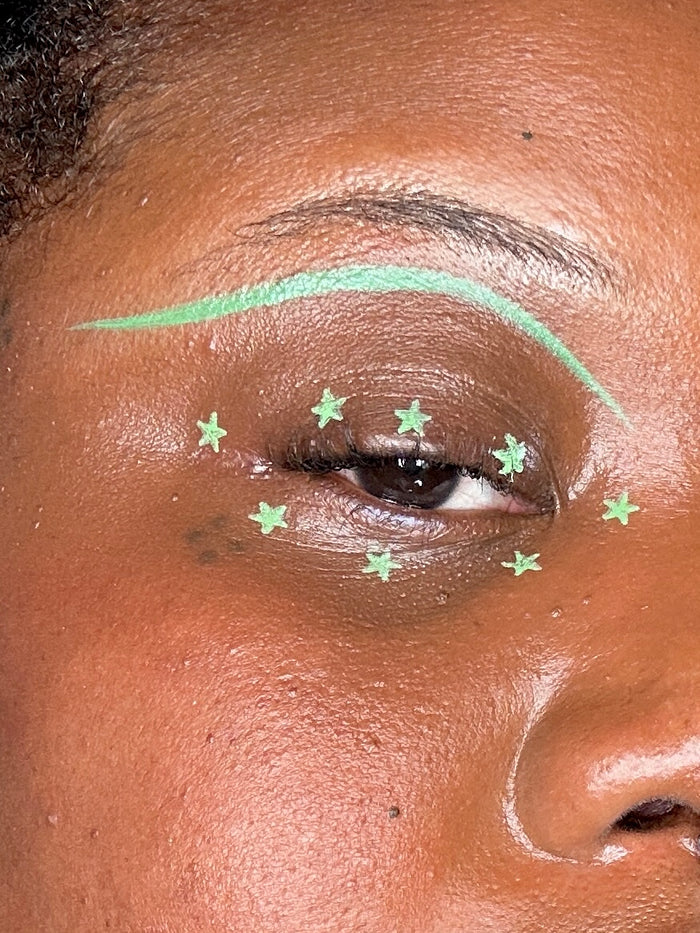 Star Green Spectra Pen - Stamp & Eyeliner Pen - Glisten Cosmetics