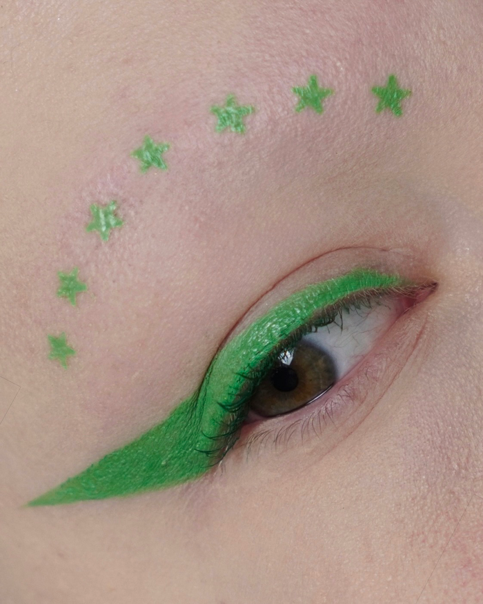 Star Green Spectra Pen - Stamp & Eyeliner Pen - Glisten Cosmetics