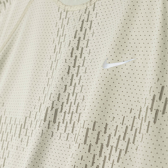 Nike Stride Dri-Fit ADV Short-Sleeve Running Top
