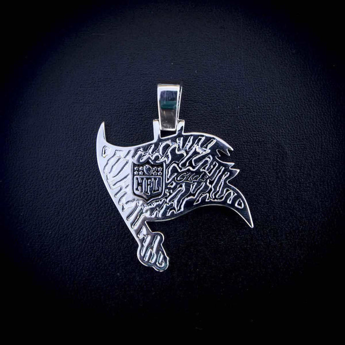 Tampa Bay Buccaneers Pendant - The GLD Shop