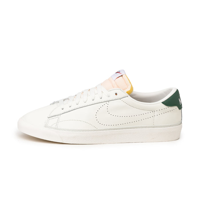 Nike Tennis Classic AC