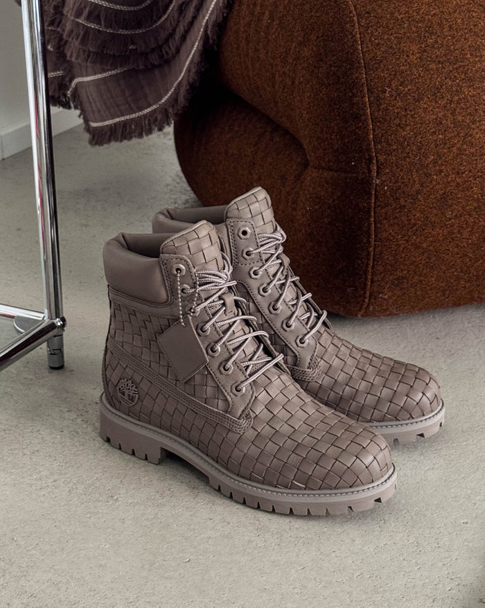 Timberland Premium 6-Inch Lace Up Boot onfeet