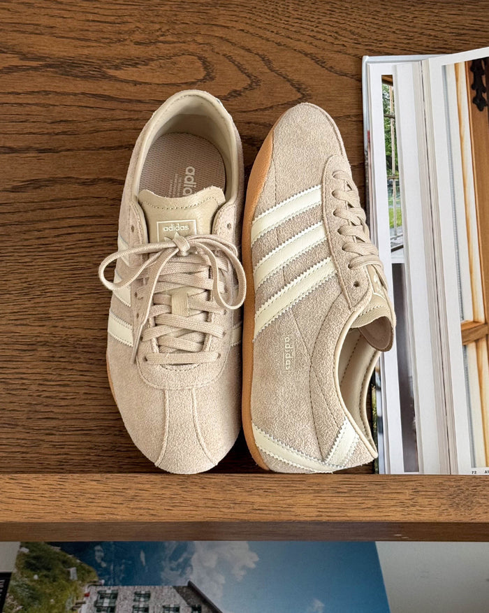 Adidas Tokyo W onfeet