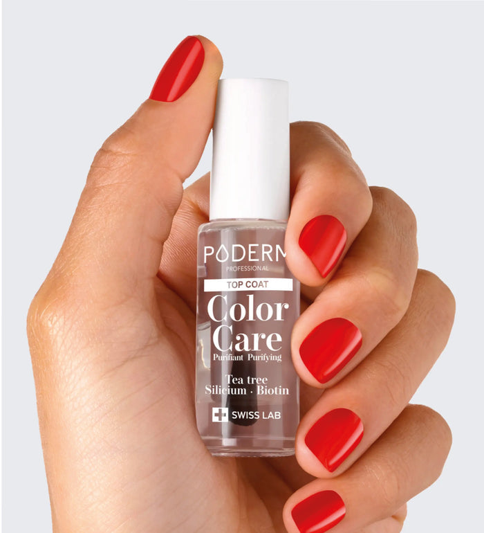 Top coat Color Care Poderm au tea tree pour protéger la manucure
