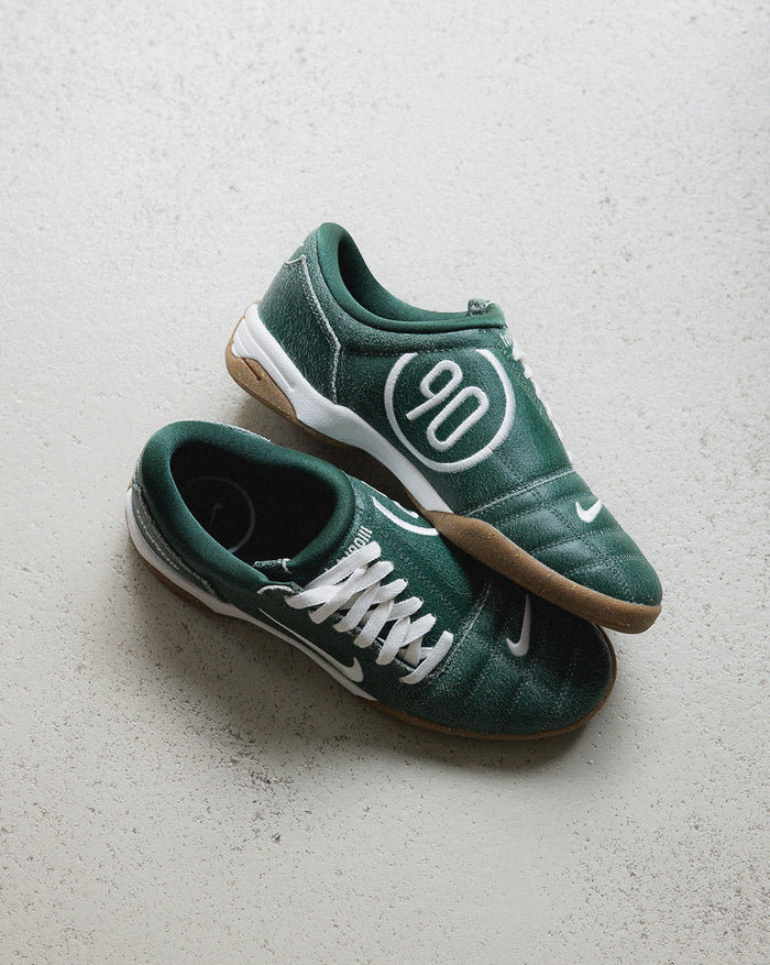 Nike Total 90 PRM onfeet