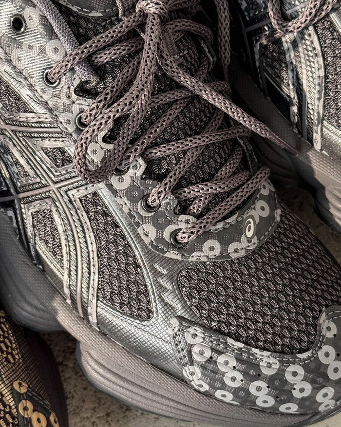 Asics US7-S GEL-Kinetic Fluent onfeet