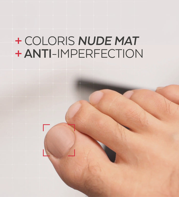 Application du vernis Color Care Homme Poderm au tea tree