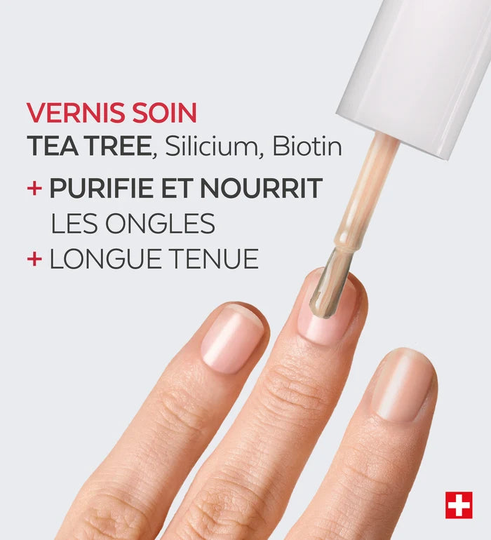 Application du vernis soin Color Care Poderm tea tree silicium biotine
