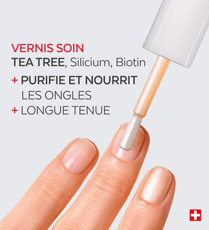 Application du vernis soin Color Care Poderm tea tree silicium biotine