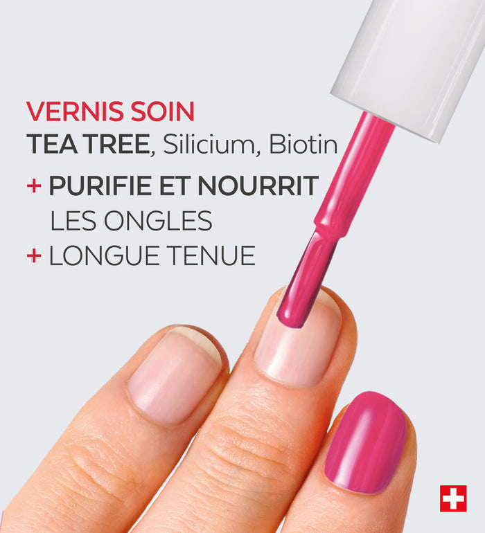Application du vernis soin Color Care Poderm tea tree silicium biotine