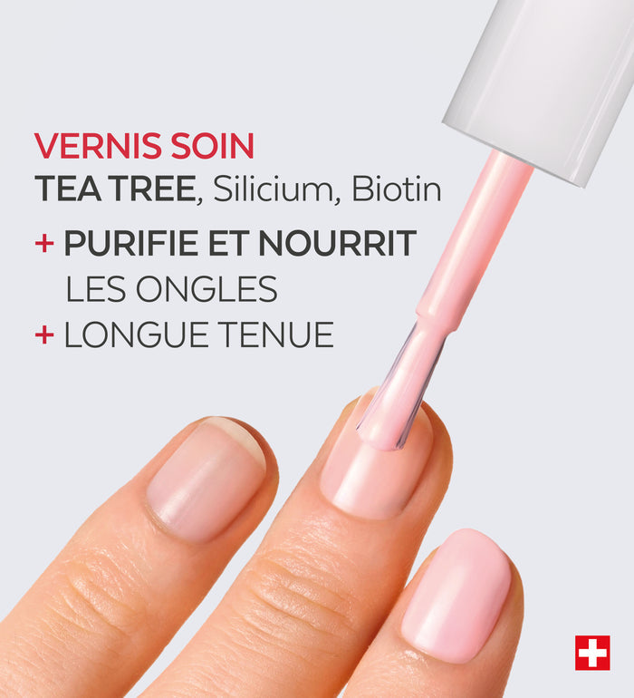 Application du vernis soin Color Care Poderm tea tree silicium biotine