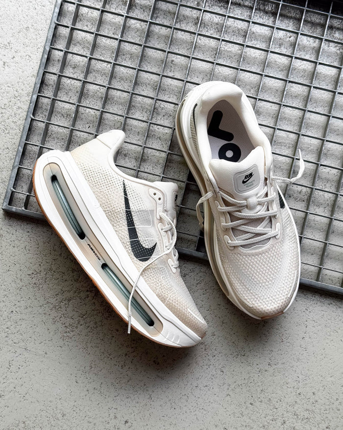 Nike Vomero Premium onfeet
