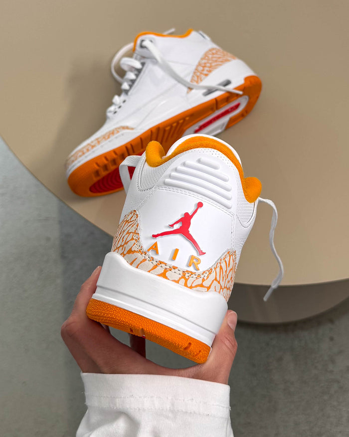 Nike Wmns Air Jordan 3 Retro *White and Orange Peel* onfeet
