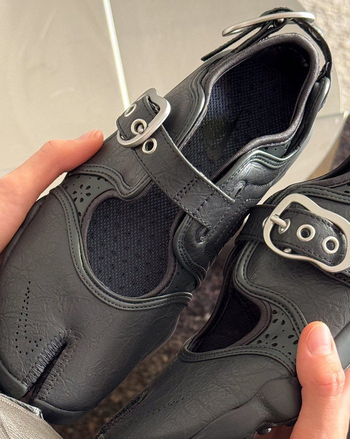 Nike Wmns Air Rift onfeet