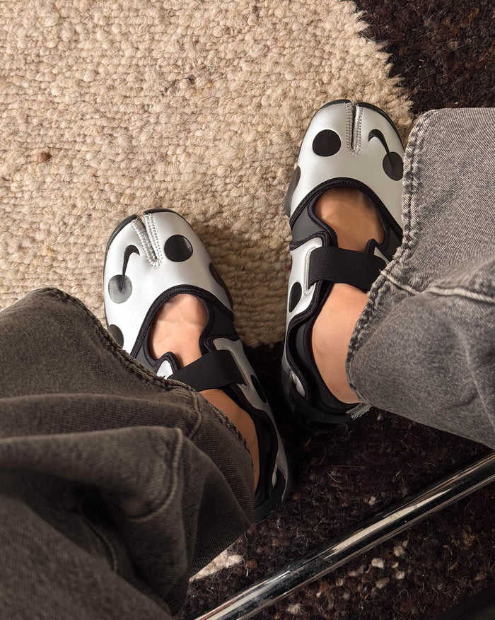 Nike Wmns Air Rift onfeet