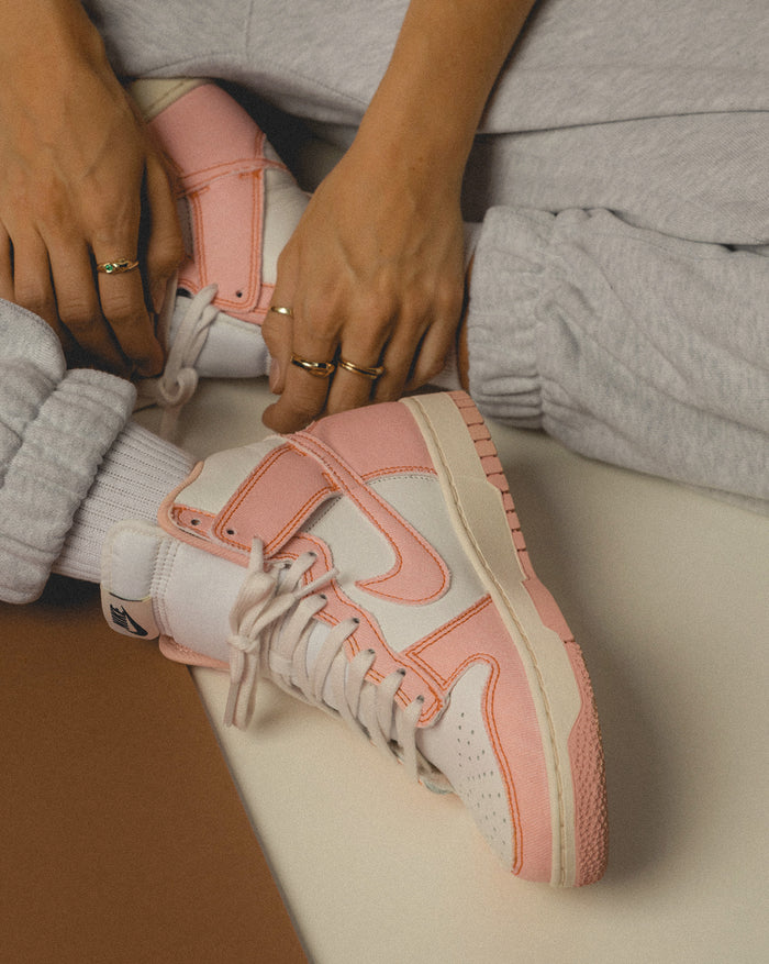 Nike Wmns Dunk Low Premium onfeet