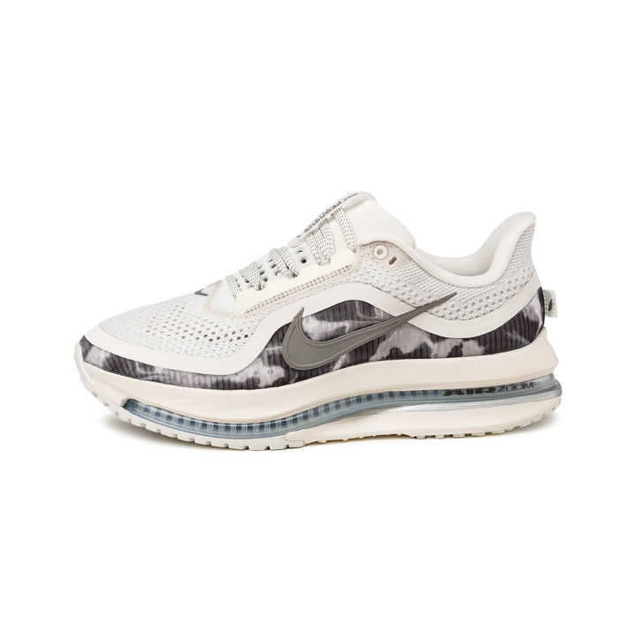Nike Wmns Pegasus Premium