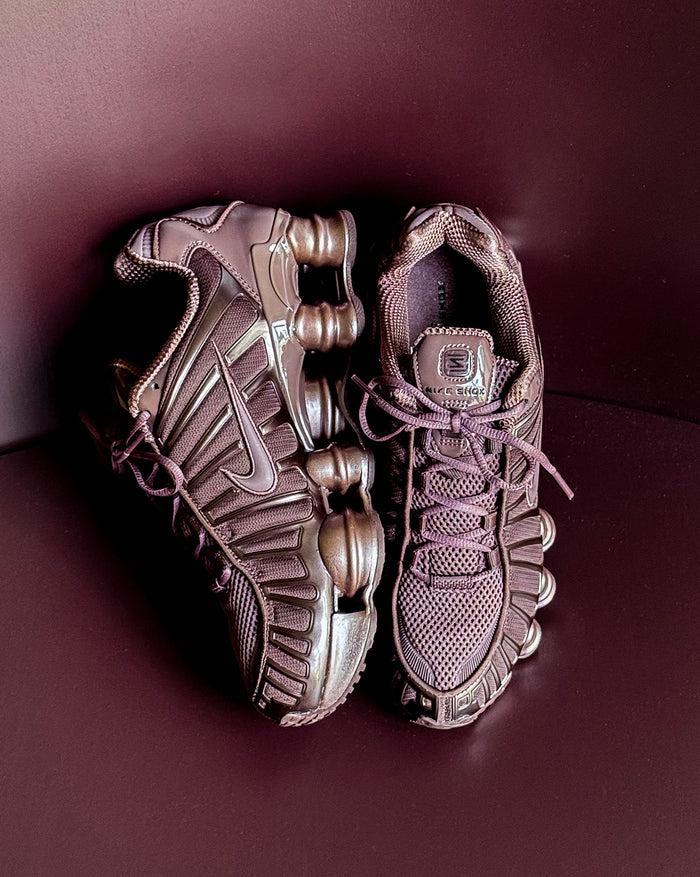 Nike Wmns Shox TL onfeet