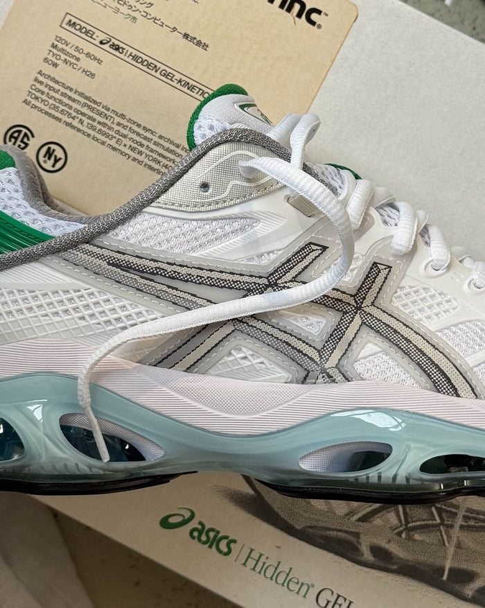 Asics x Hidden NY GEL-Kinetic 2.0 onfeet