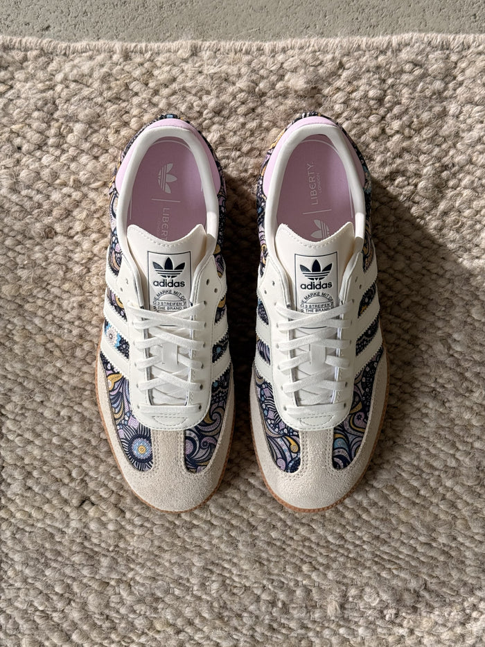 Adidas Samba OG J onfeet