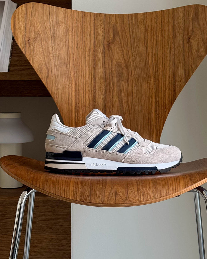 Adidas ZX 600 onfeet