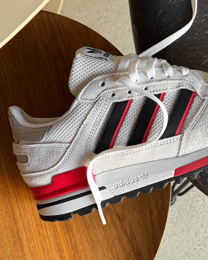 Adidas	ZX 600 onfeet